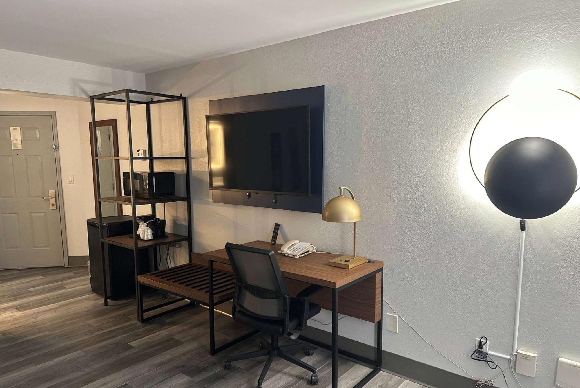 La Quinta By Wyndham Birmingham Hotel 3*
